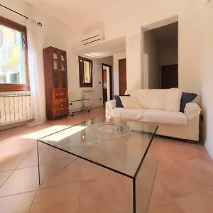 Ca' Leo Apartment