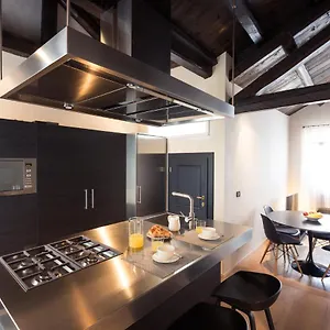 Amazing Modern Design Home, Campo Dei Mori. Wifi Apartment